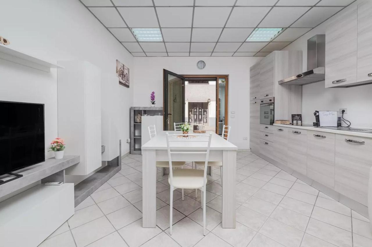 Saint Simplicio House Apartment Олбия Екстериор снимка