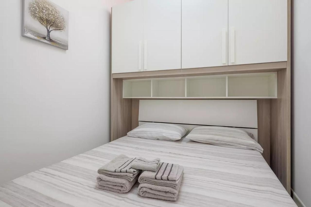 Saint Simplicio House Apartment Олбия Екстериор снимка