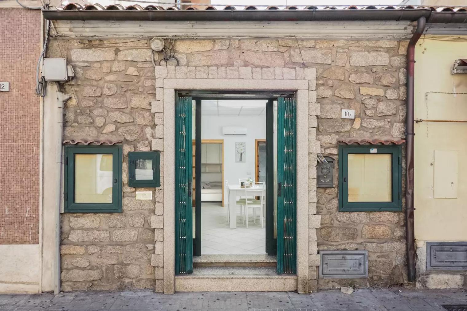 Saint Simplicio House Apartment Олбия Екстериор снимка